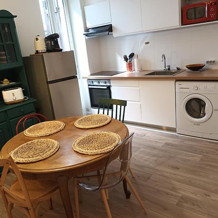 Appartement T2 Renove, Centre-Ville Hendaye, Proche Baie, Sans Ascenseur, Balcon, Calme, Wifi Non Inclus - Fr-1-239-850 エクステリア 写真