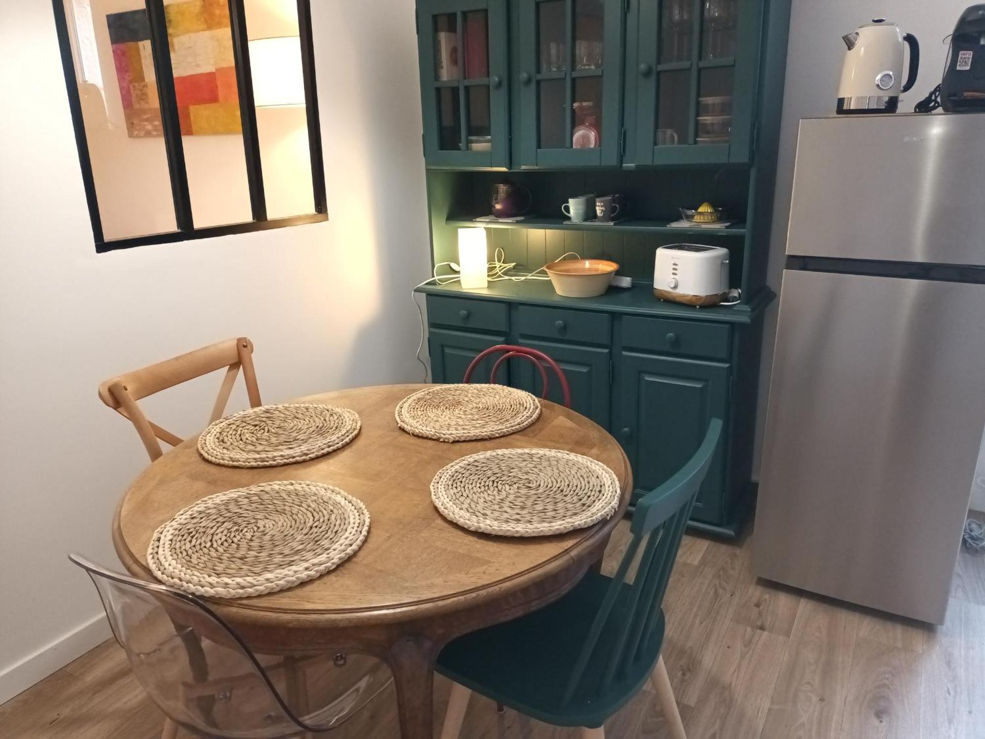 Appartement T2 Renove, Centre-Ville Hendaye, Proche Baie, Sans Ascenseur, Balcon, Calme, Wifi Non Inclus - Fr-1-239-850 エクステリア 写真